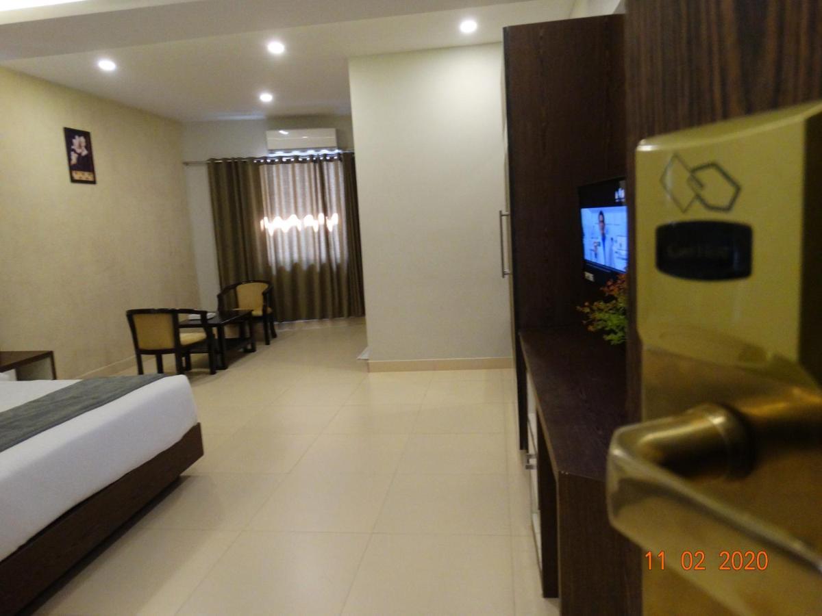 Hotel Le Sapphire Sultan Bathery Luaran gambar